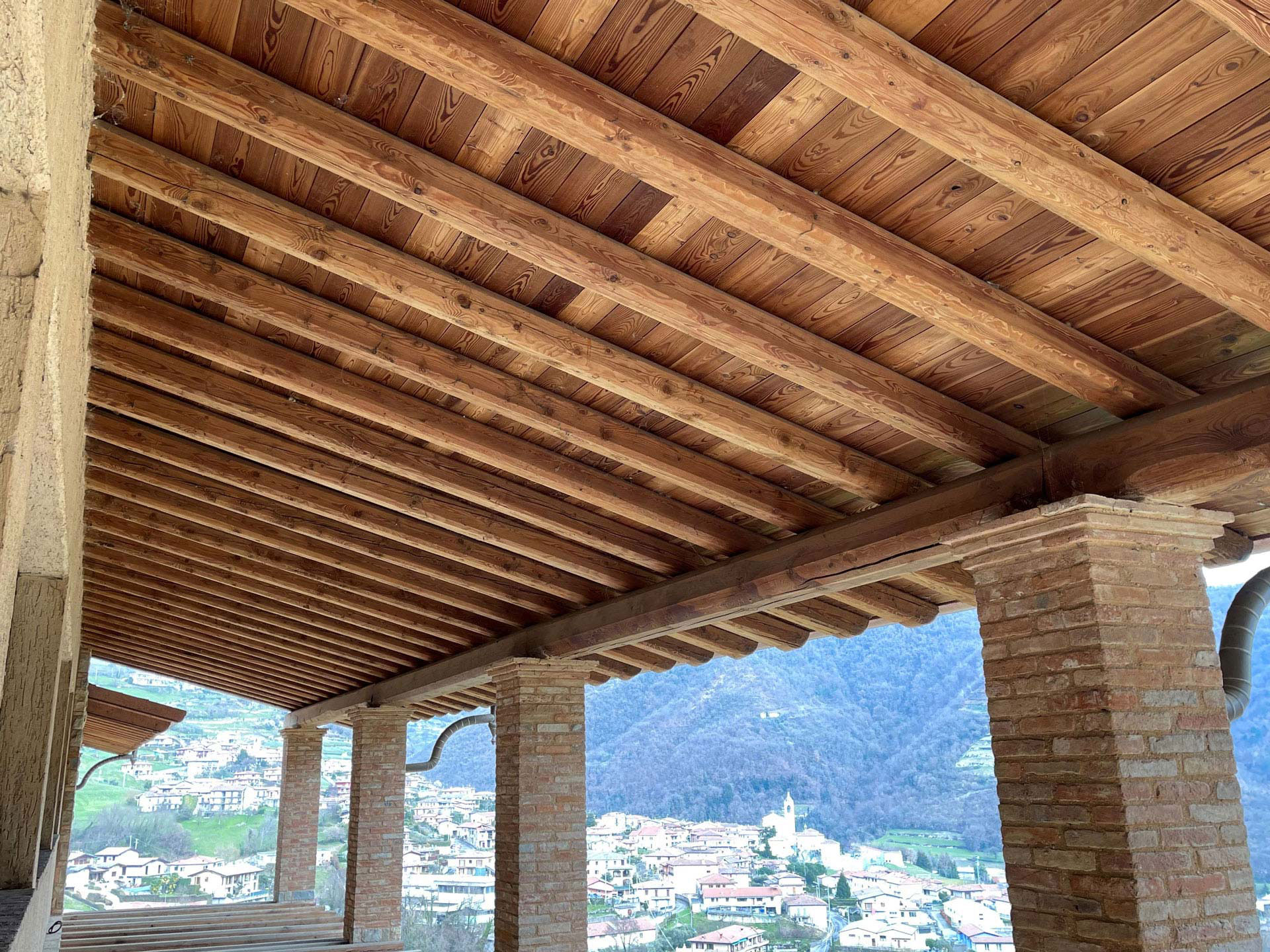 tetto il legno